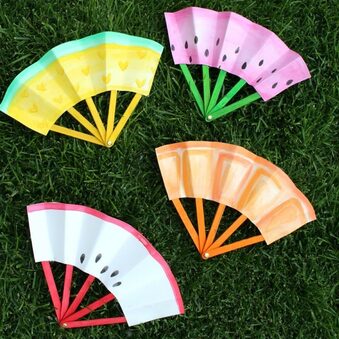 School holiday activity Paper fan making at Moss Vale Library